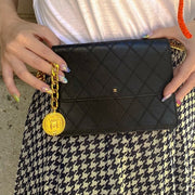 CHANEL vintage lambskin classic wallet